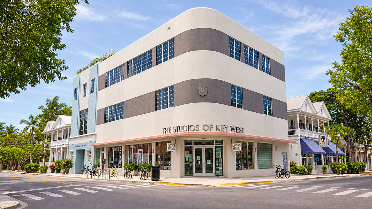 Books & Books @ The Studios of Key West – Photo by: @NikaStroblePhotography